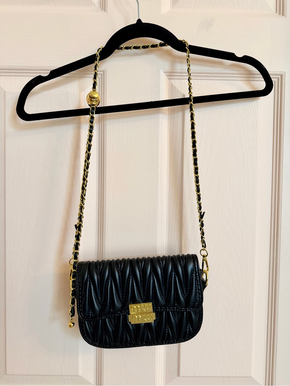 Black crossbody bag - Picture 1 of 6